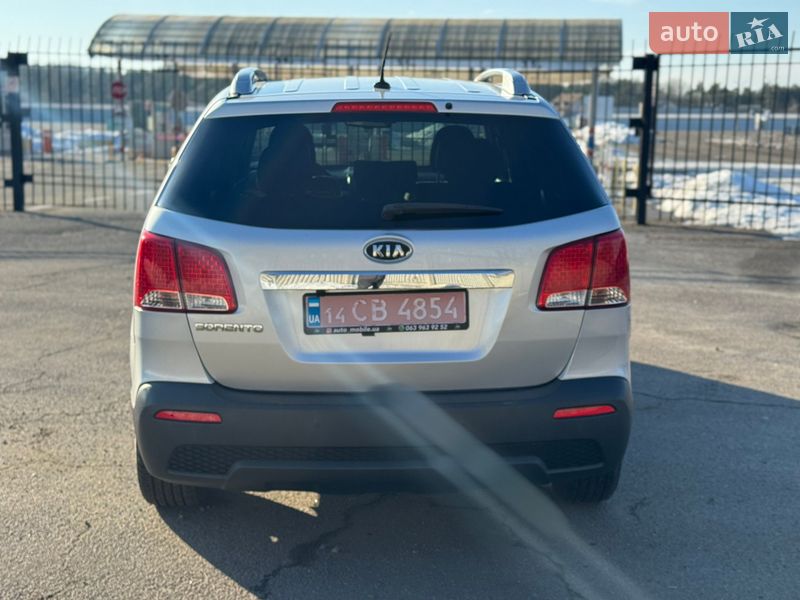 Внедорожник / Кроссовер Kia Sorento 2012 в Киеве