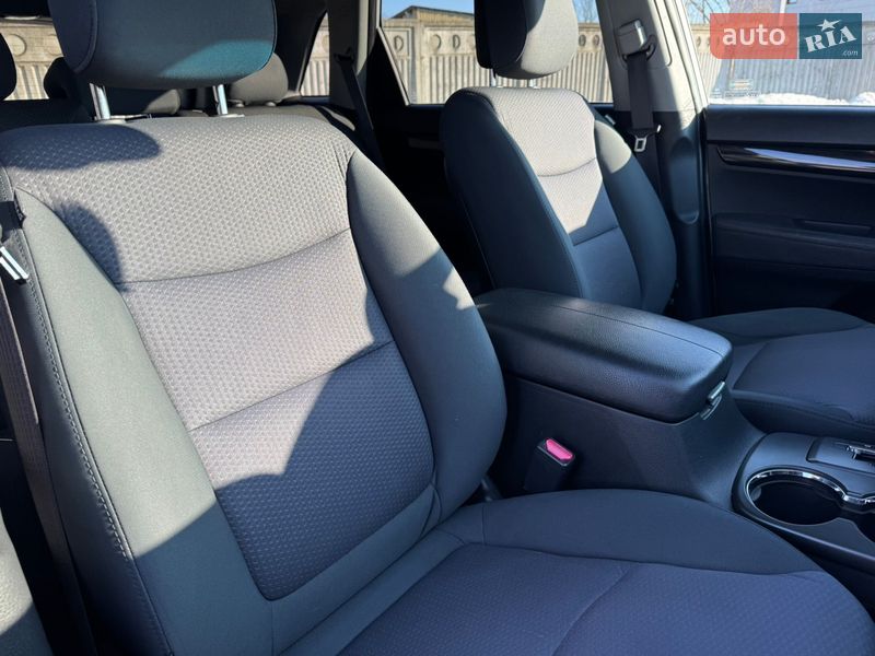 Внедорожник / Кроссовер Kia Sorento 2012 в Киеве