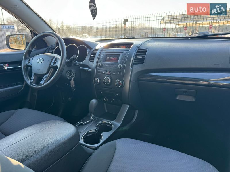 Внедорожник / Кроссовер Kia Sorento 2012 в Киеве