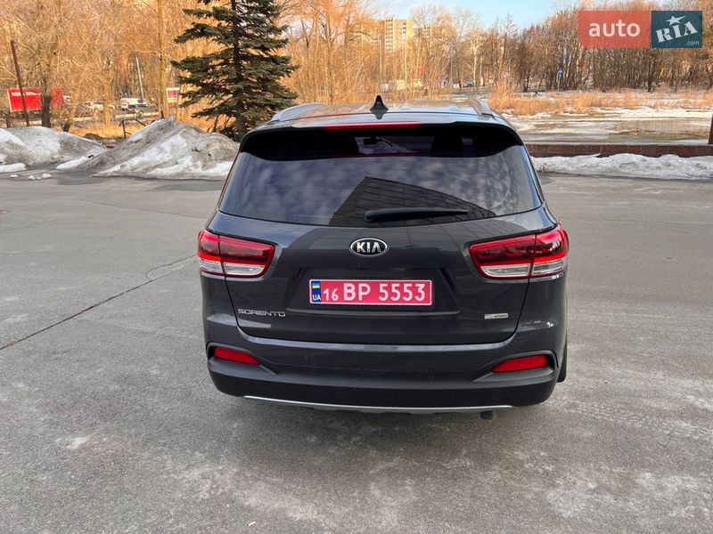 Внедорожник / Кроссовер Kia Sorento 2017 в Киеве