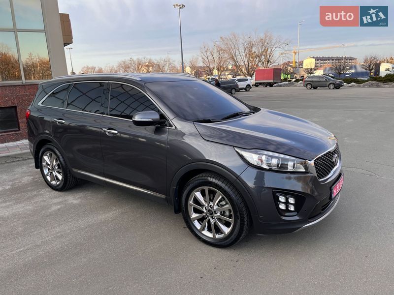 Внедорожник / Кроссовер Kia Sorento 2017 в Киеве