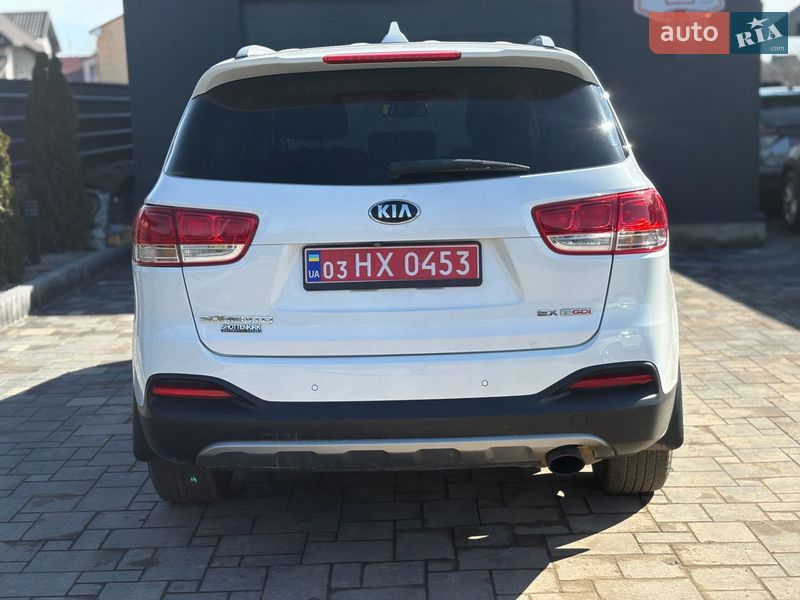 Позашляховик / Кросовер Kia Sorento 2015 в Володимирі