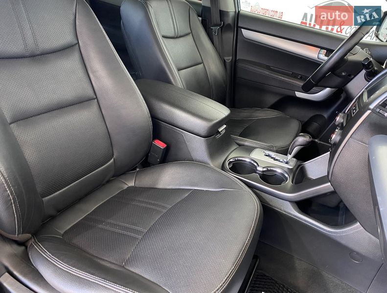 Внедорожник / Кроссовер Kia Sorento 2012 в Львове