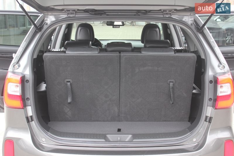 Внедорожник / Кроссовер Kia Sorento 2013 в Днепре