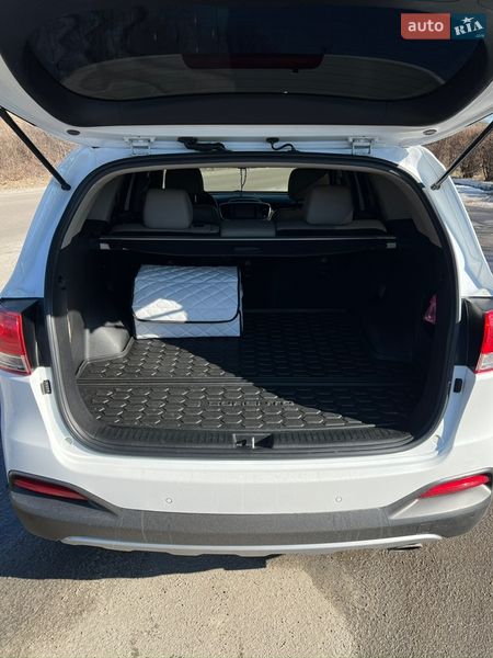 Внедорожник / Кроссовер Kia Sorento 2016 в Киеве
