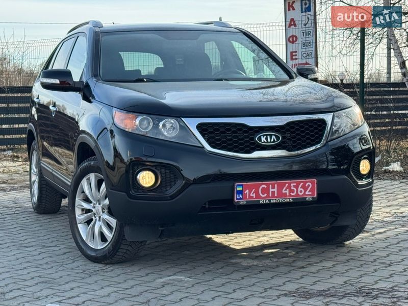 Внедорожник / Кроссовер Kia Sorento 2010 в Стрые