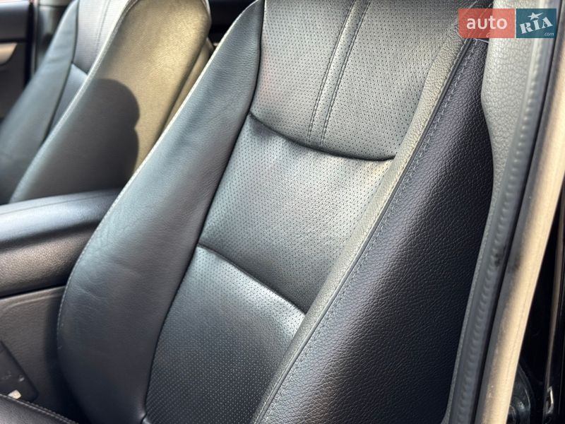 Внедорожник / Кроссовер Kia Sorento 2010 в Стрые