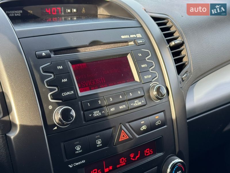 Внедорожник / Кроссовер Kia Sorento 2010 в Стрые