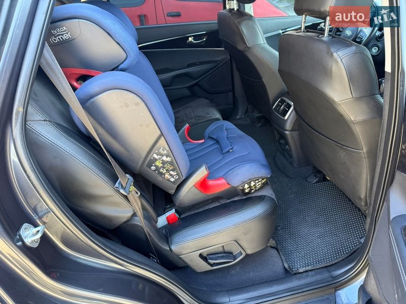 Внедорожник / Кроссовер Kia Sorento 2016 в Киеве