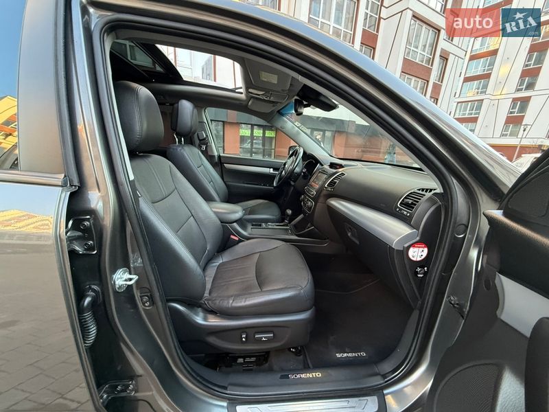 Внедорожник / Кроссовер Kia Sorento 2013 в Ивано-Франковске
