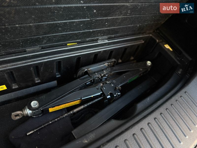 Внедорожник / Кроссовер Kia Sorento 2013 в Ивано-Франковске