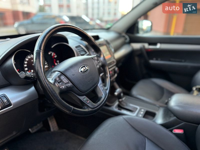 Внедорожник / Кроссовер Kia Sorento 2013 в Ивано-Франковске
