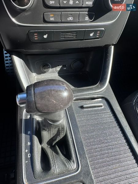 Позашляховик / Кросовер Kia Sorento 2014 в Чернівцях