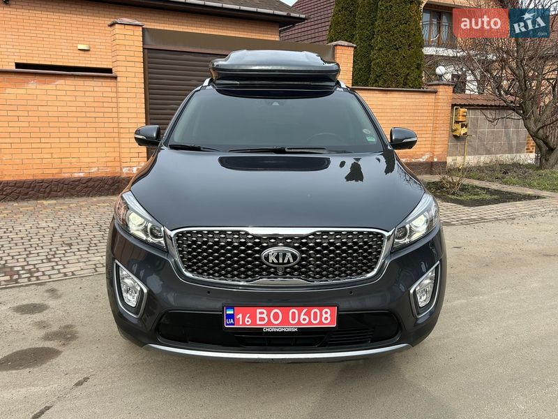 Внедорожник / Кроссовер Kia Sorento 2015 в Одессе