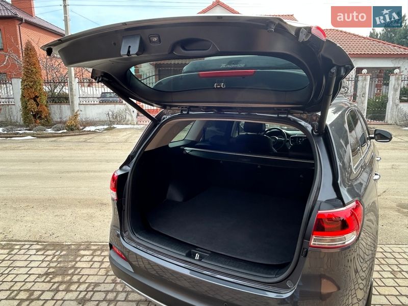 Внедорожник / Кроссовер Kia Sorento 2015 в Одессе