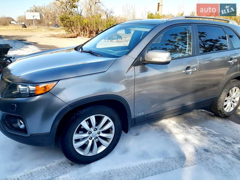 Внедорожник / Кроссовер Kia Sorento 2012 в Киеве