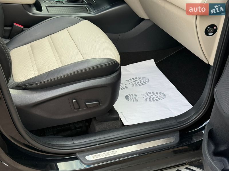 Внедорожник / Кроссовер Kia Sorento 2016 в Стрые