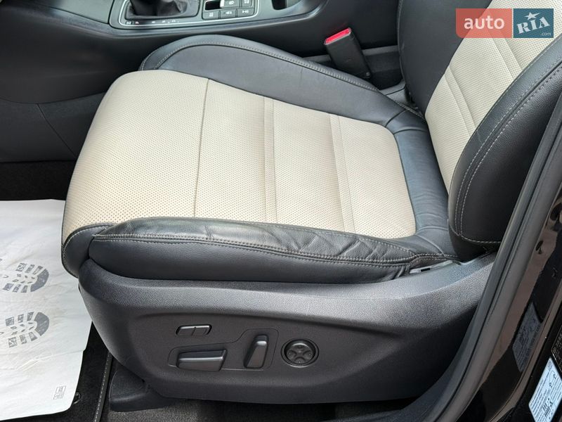 Внедорожник / Кроссовер Kia Sorento 2016 в Стрые