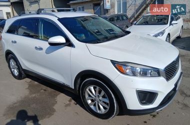 Позашляховик / Кросовер Kia Sorento 2017 в Києві