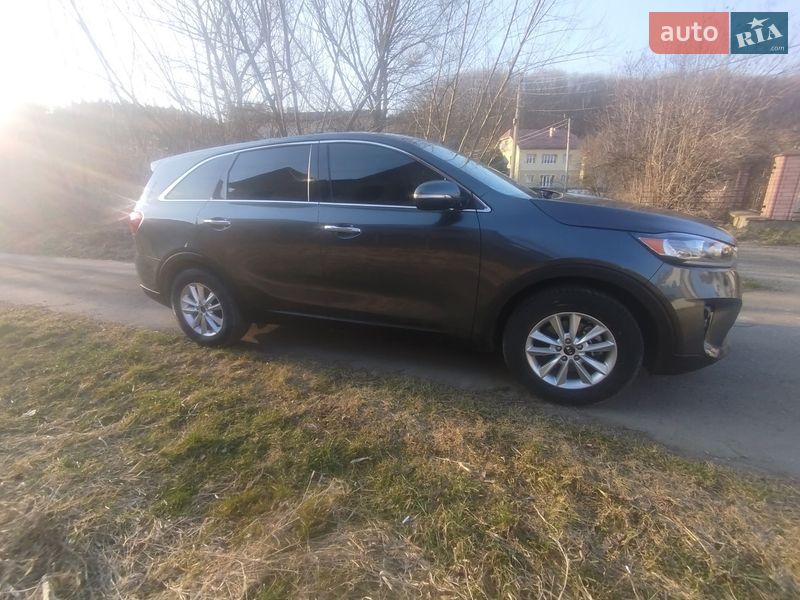 Позашляховик / Кросовер Kia Sorento 2019 в Калуші