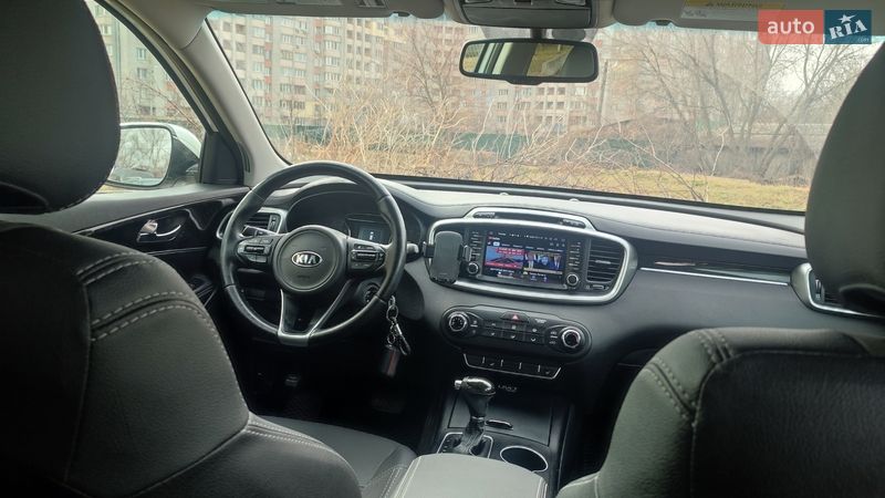 Внедорожник / Кроссовер Kia Sorento 2015 в Киеве