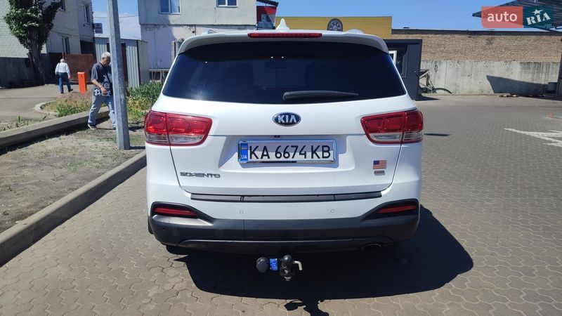 Внедорожник / Кроссовер Kia Sorento 2015 в Киеве