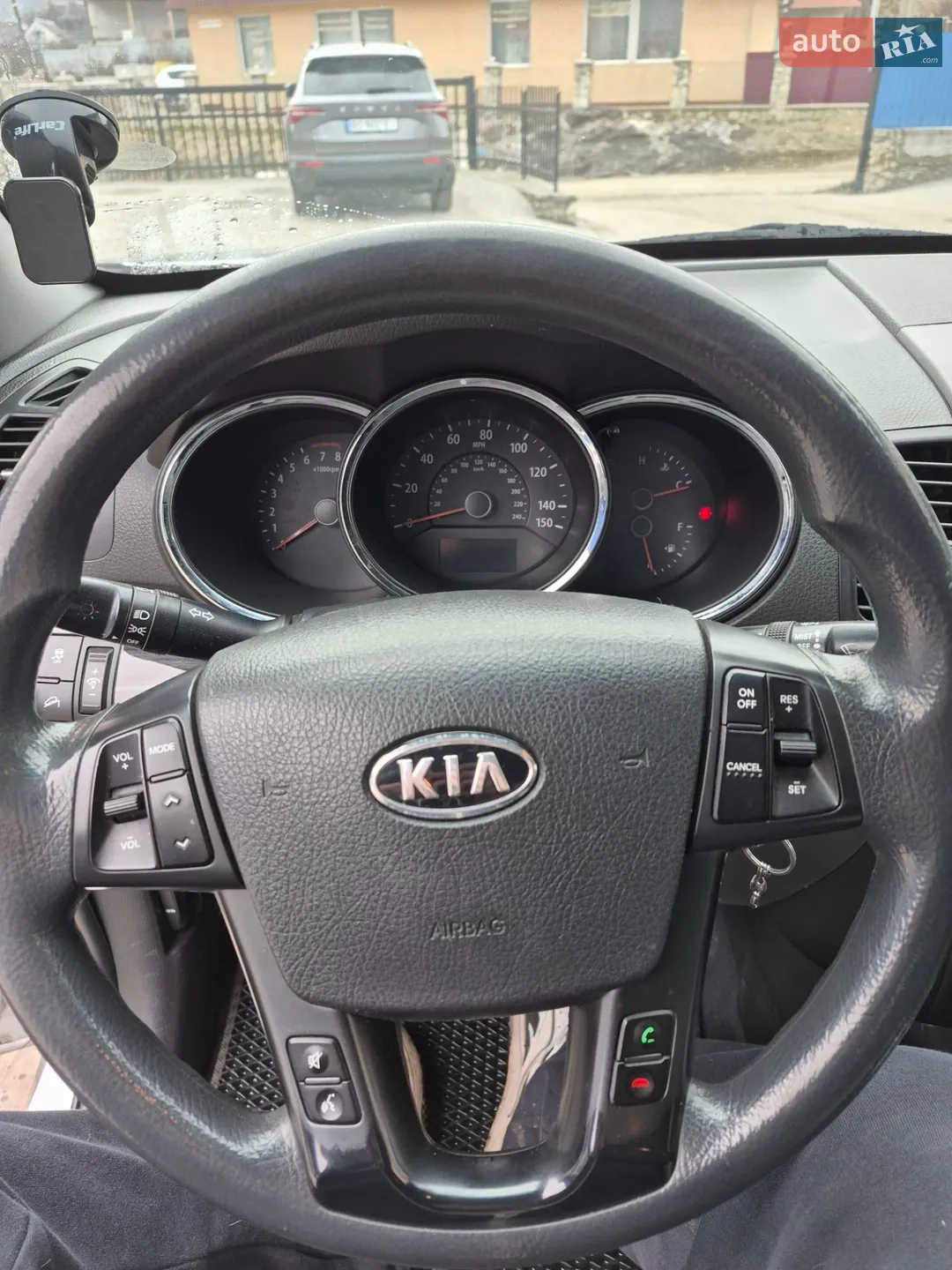 2011 Kia Sorento - мініатюра 12