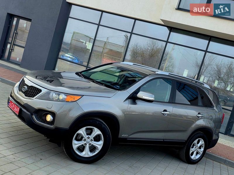 Внедорожник / Кроссовер Kia Sorento 2010 в Ивано-Франковске