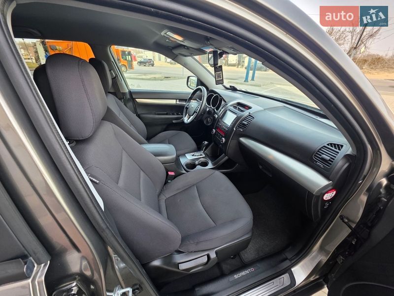 Внедорожник / Кроссовер Kia Sorento 2010 в Ивано-Франковске