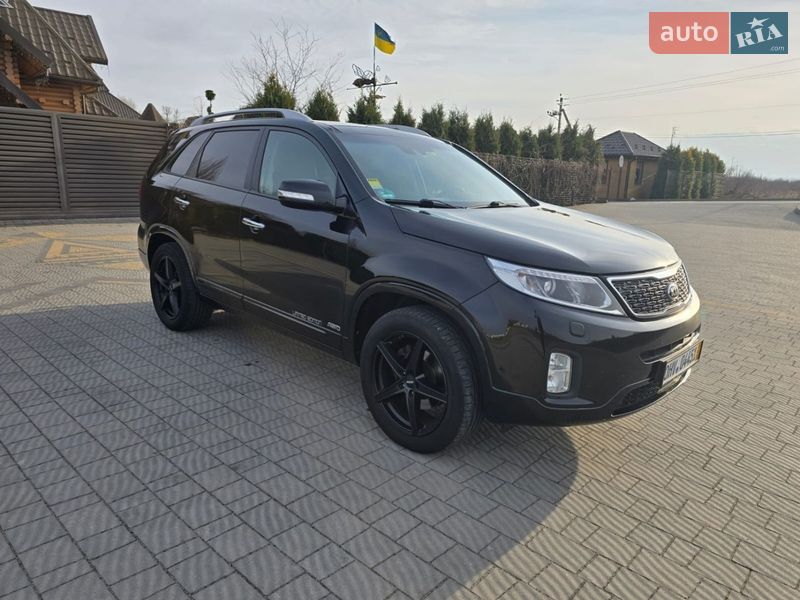 Позашляховик / Кросовер Kia Sorento 2014 в Стрию