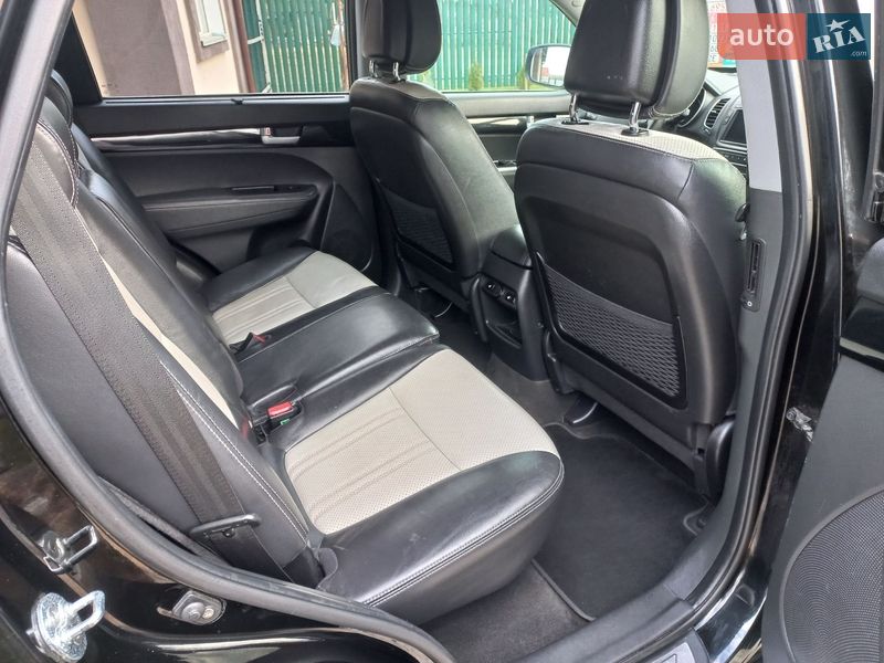 Позашляховик / Кросовер Kia Sorento 2014 в Макарові