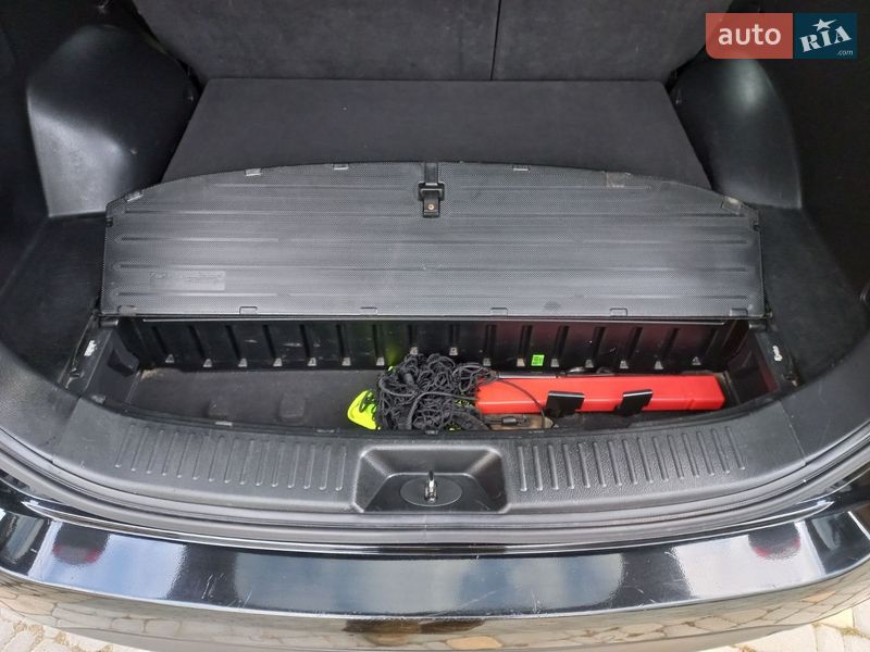 Позашляховик / Кросовер Kia Sorento 2014 в Макарові