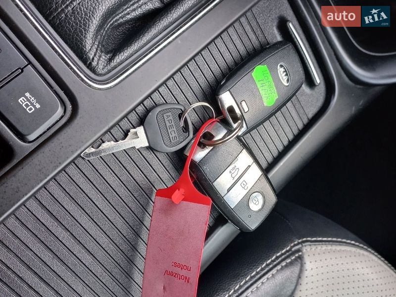 Позашляховик / Кросовер Kia Sorento 2014 в Макарові