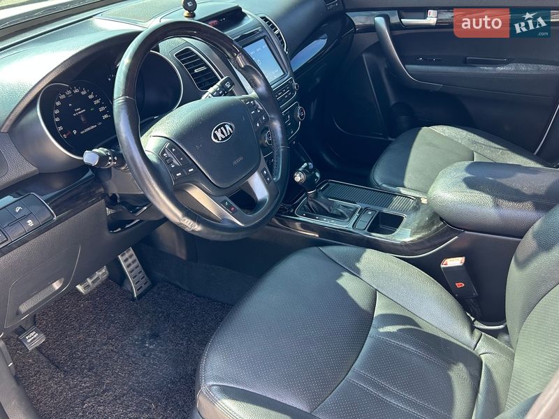 Позашляховик / Кросовер Kia Sorento 2013 в Одесі