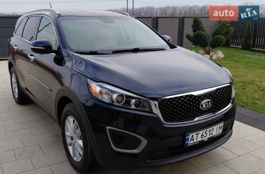 Позашляховик / Кросовер Kia Sorento 2016 в Івано-Франківську