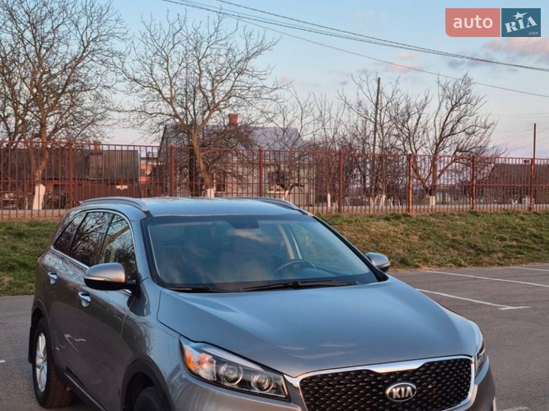 Позашляховик / Кросовер Kia Sorento 2016 в Луцьку