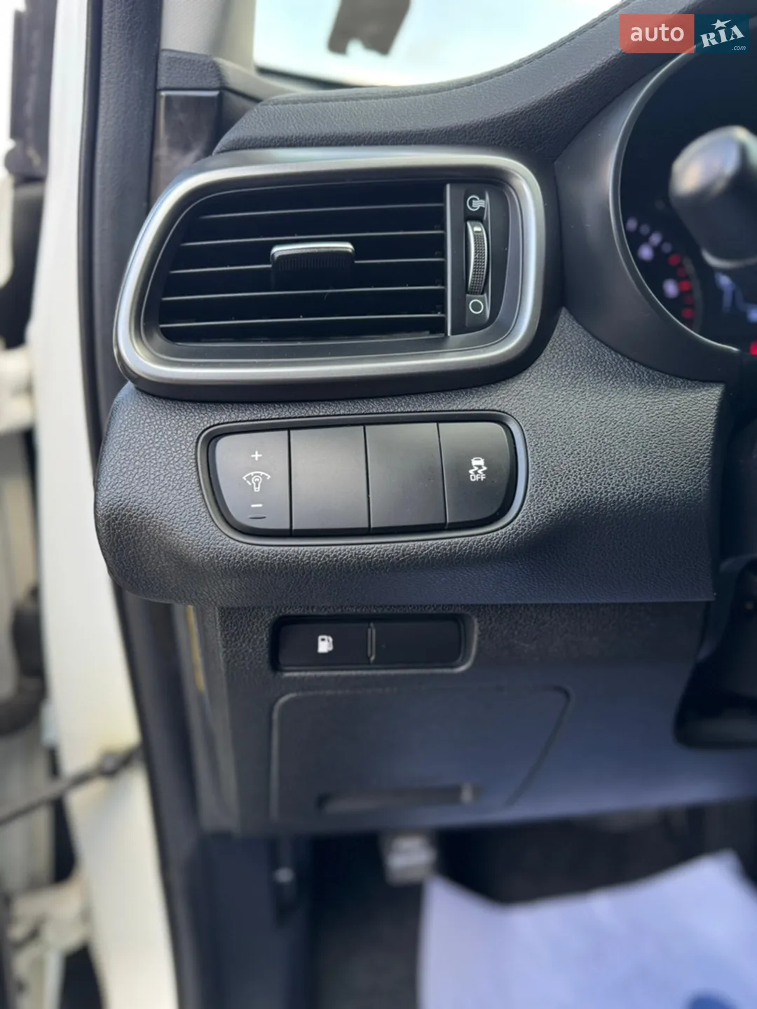 2015 Kia Sorento - мініатюра 25