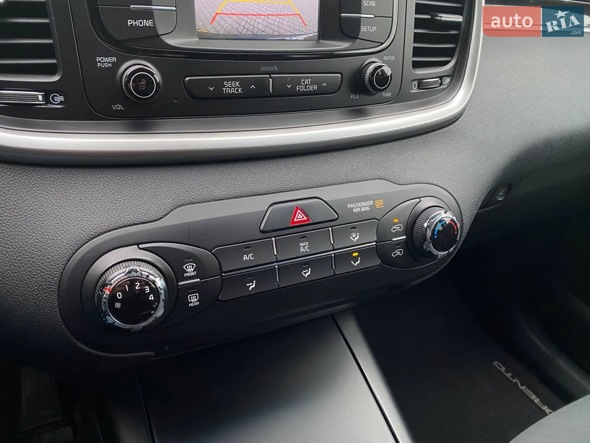 2017 Kia Sorento - мініатюра 16