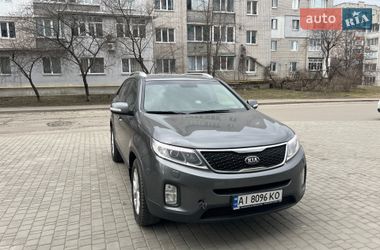 Внедорожник / Кроссовер Kia Sorento 2013 в Обухове