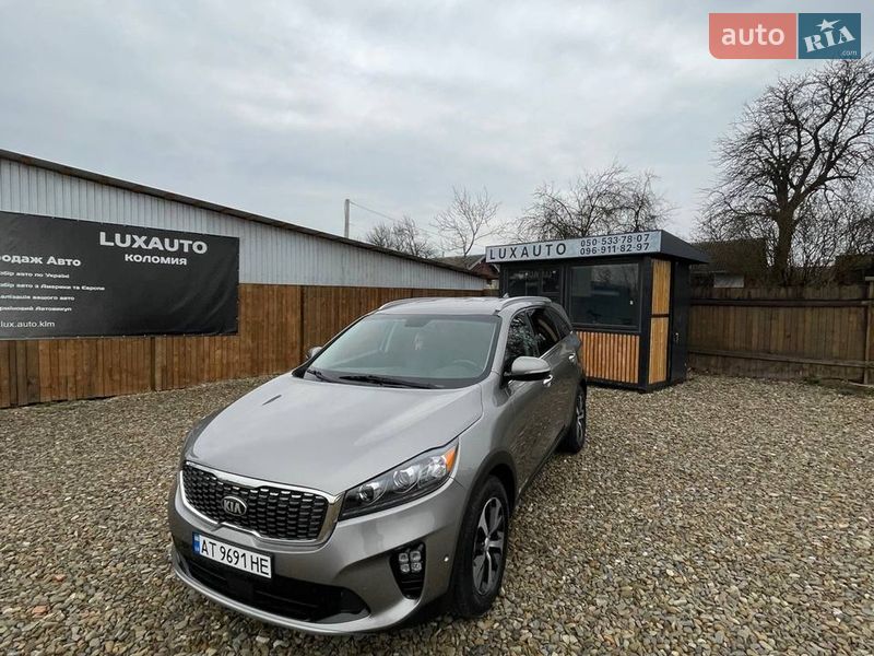 Позашляховик / Кросовер Kia Sorento 2016 в Коломиї