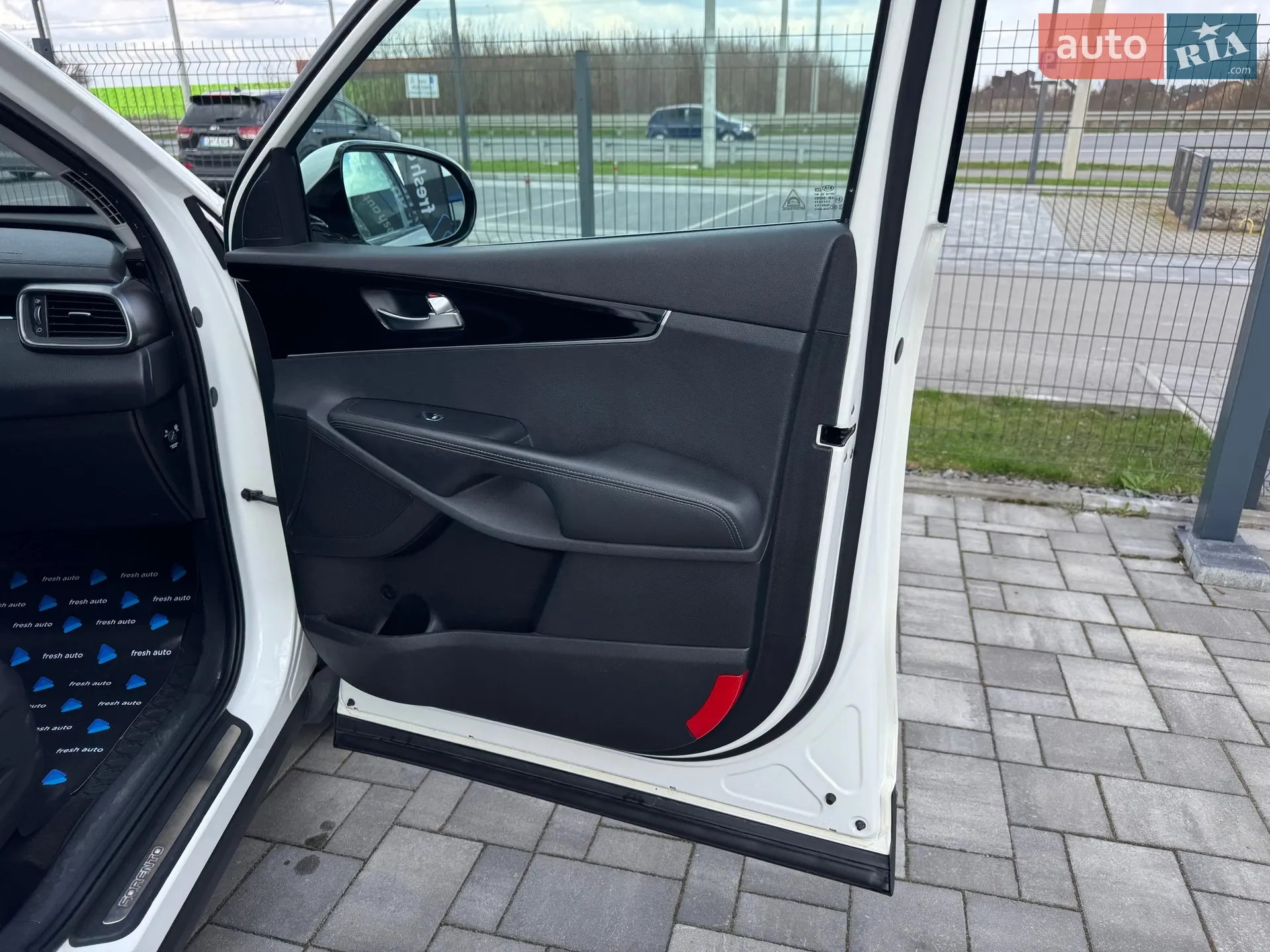 2016 Kia Sorento - мініатюра 35