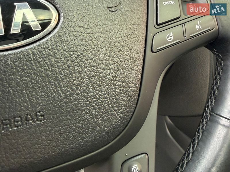 Позашляховик / Кросовер Kia Sorento 2014 в Самборі