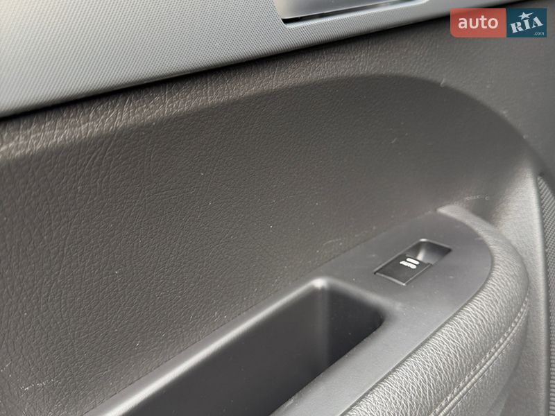 Позашляховик / Кросовер Kia Sorento 2014 в Самборі