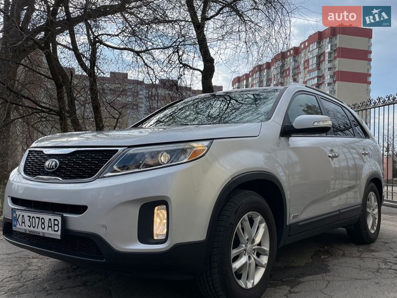 Позашляховик / Кросовер Kia Sorento 2013 в Києві