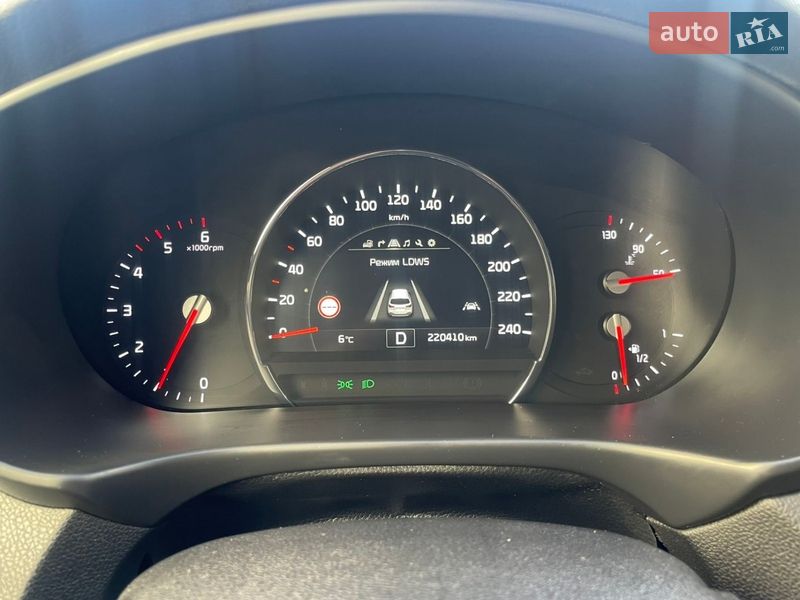 Позашляховик / Кросовер Kia Sorento 2015 в Стрию