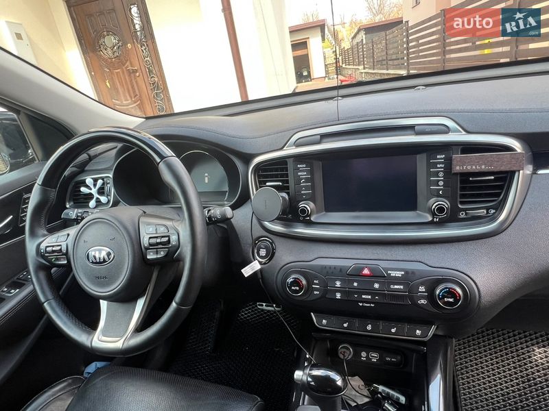 Позашляховик / Кросовер Kia Sorento 2017 в Тернополі