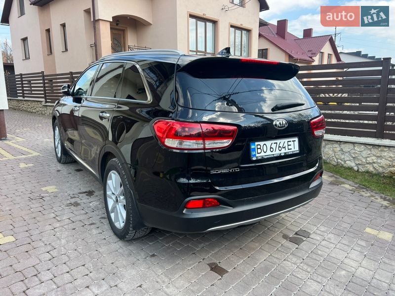 Позашляховик / Кросовер Kia Sorento 2017 в Тернополі