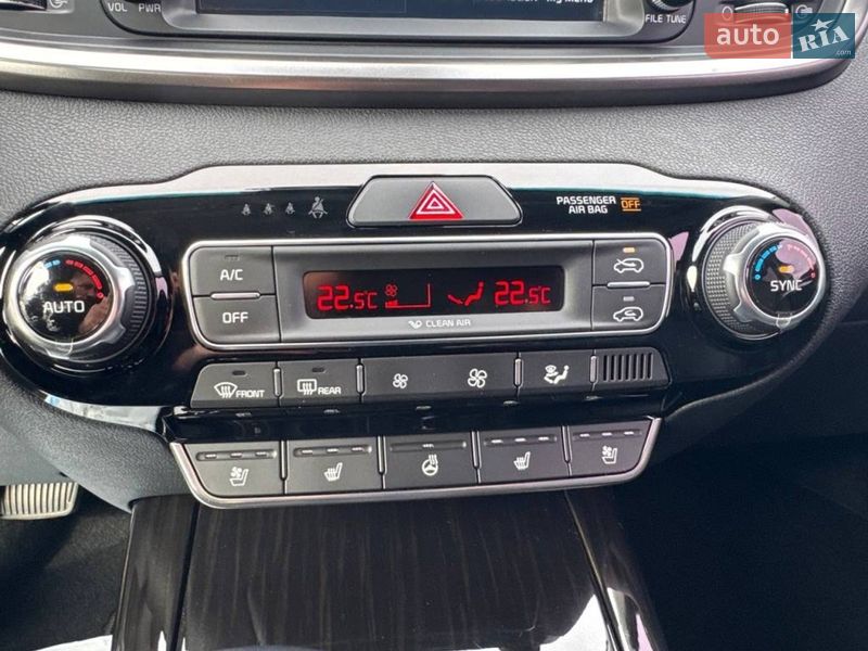 Внедорожник / Кроссовер Kia Sorento 2019 в Киеве