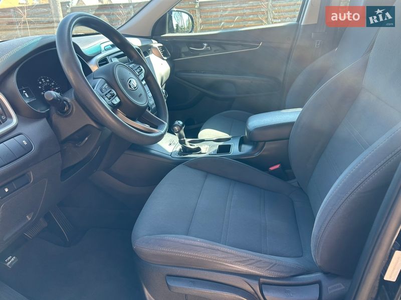 Позашляховик / Кросовер Kia Sorento 2016 в Володимирі