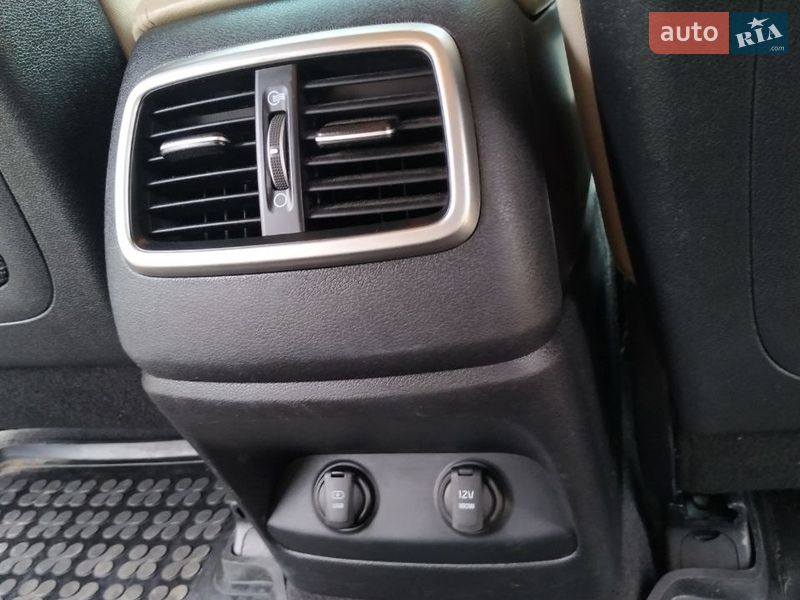 Позашляховик / Кросовер Kia Sorento 2016 в Сколе